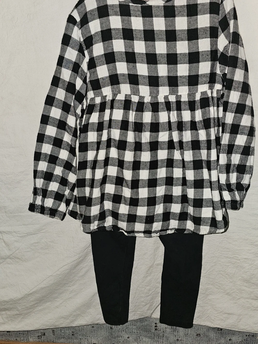 Jumping Beans Black & White Plaid Tunic with Black Leggings